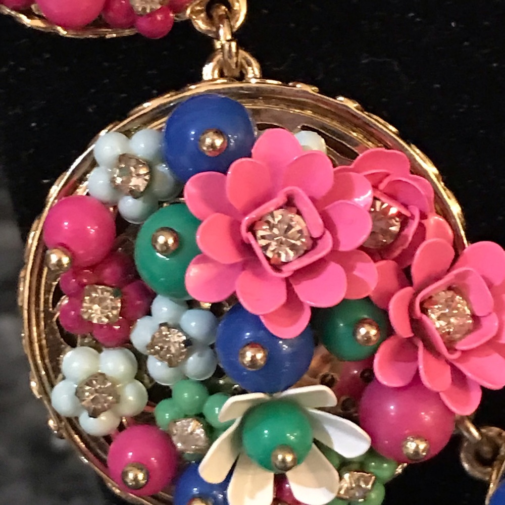 Stunning Talbots Floral Flower Statement Necklace - image 8